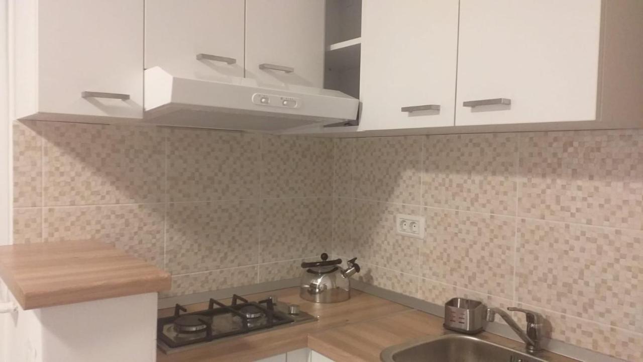 Nice Studio In Old Town Бухарест Экстерьер фото