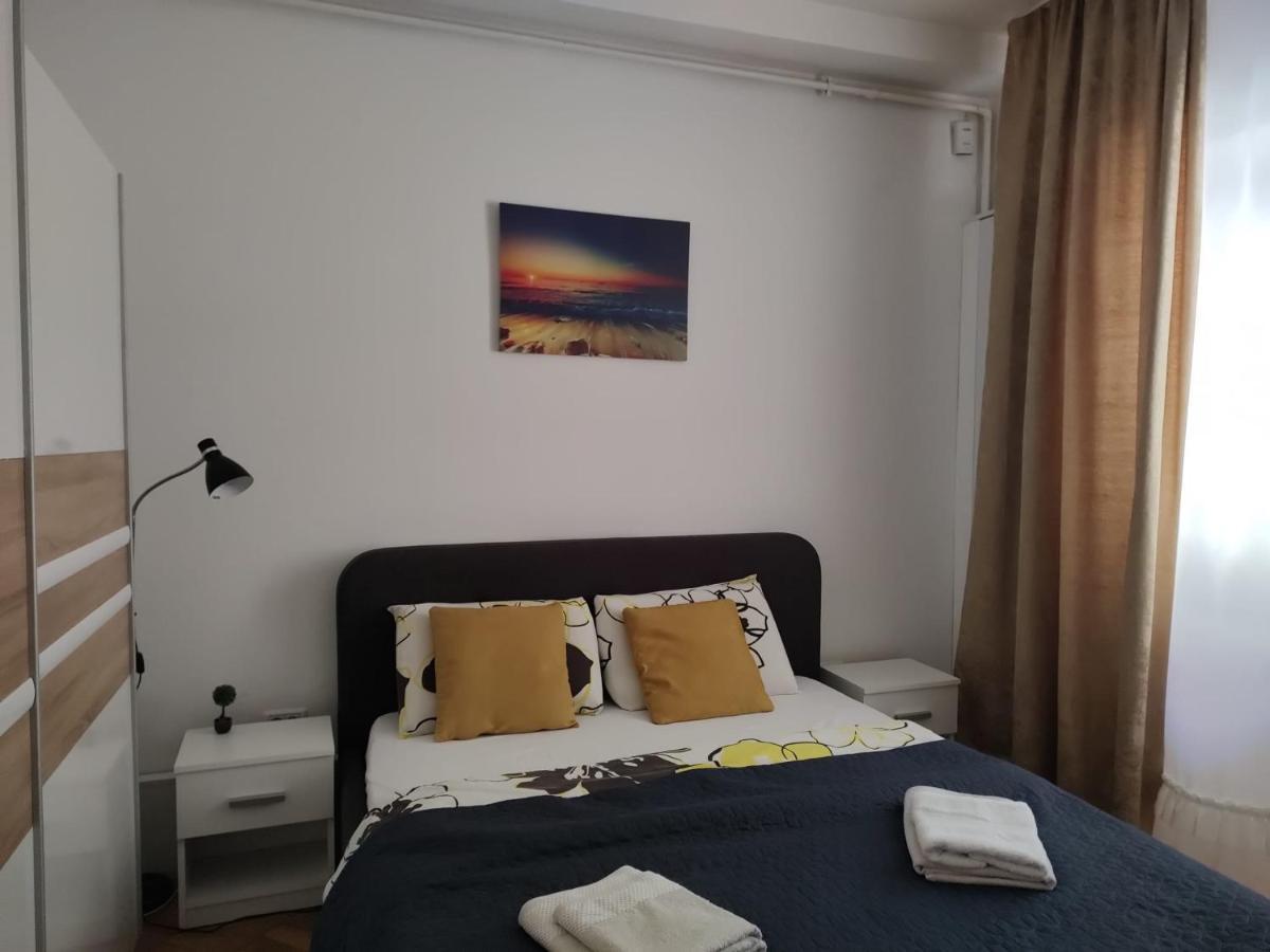 Nice Studio In Old Town Бухарест Экстерьер фото