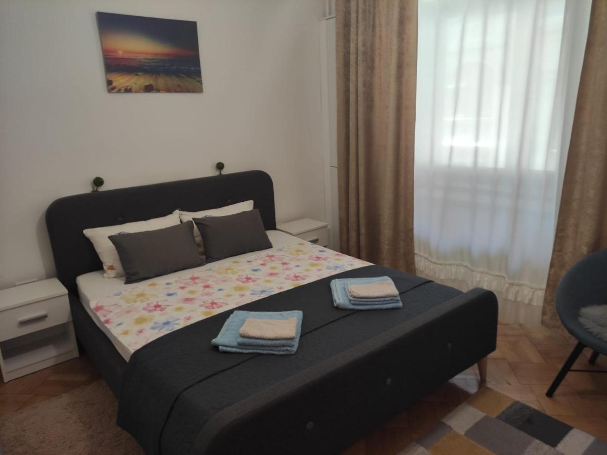 Nice Studio In Old Town Бухарест Экстерьер фото