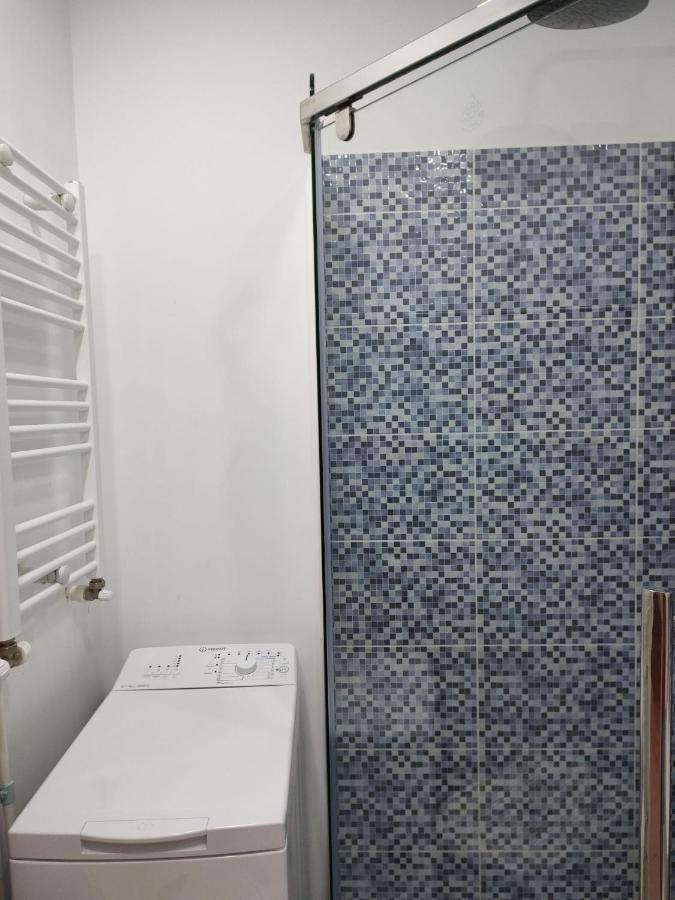Nice Studio In Old Town Бухарест Экстерьер фото